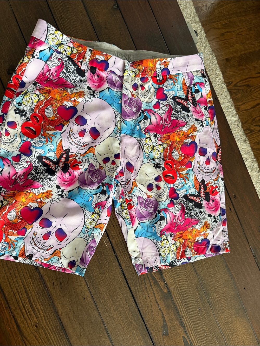 Hreski Skulls & Roses Golf Shorts, Men’s Size 32.